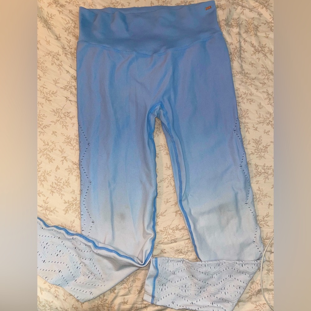 Victoria’s Secret size M pants